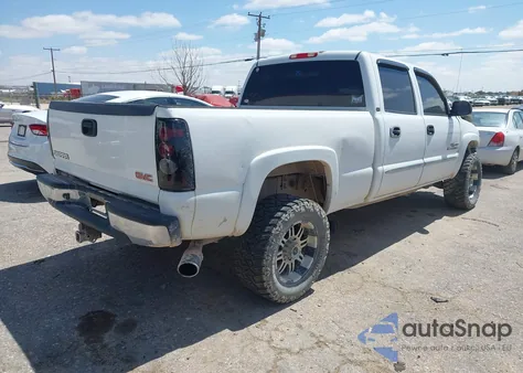 2004 GMC Sierra 2500Hd Sle z USA, uszkodzony, nr VIN 1GTHC23264F212696